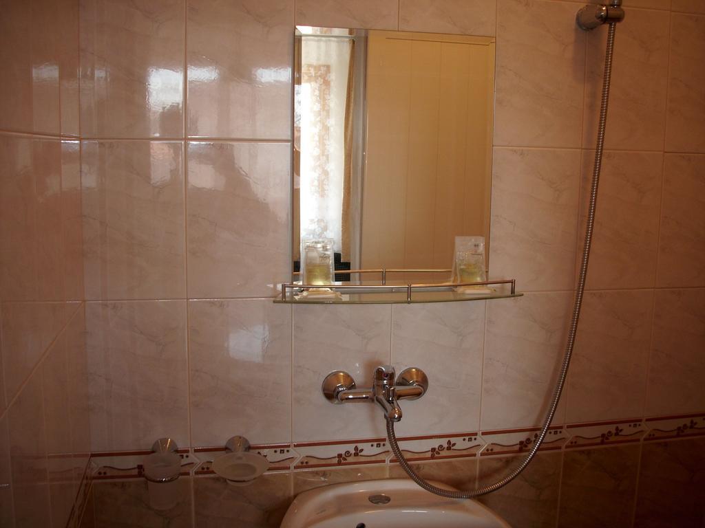 פומורי Georgievi Guest House מראה חיצוני תמונה