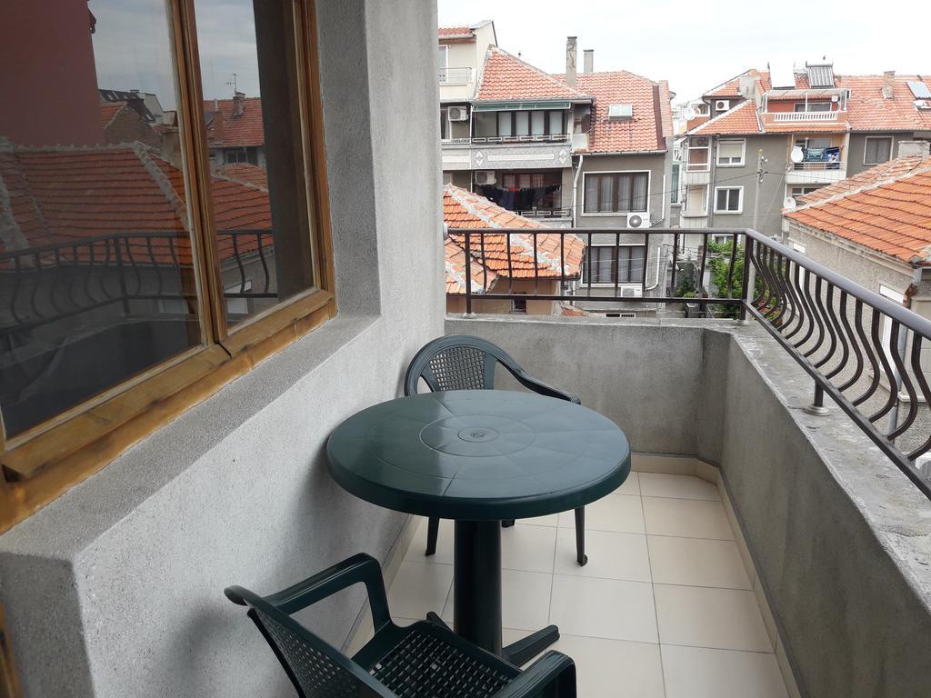 פומורי Georgievi Guest House מראה חיצוני תמונה
